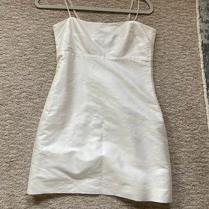 Réalisation Par White Dress